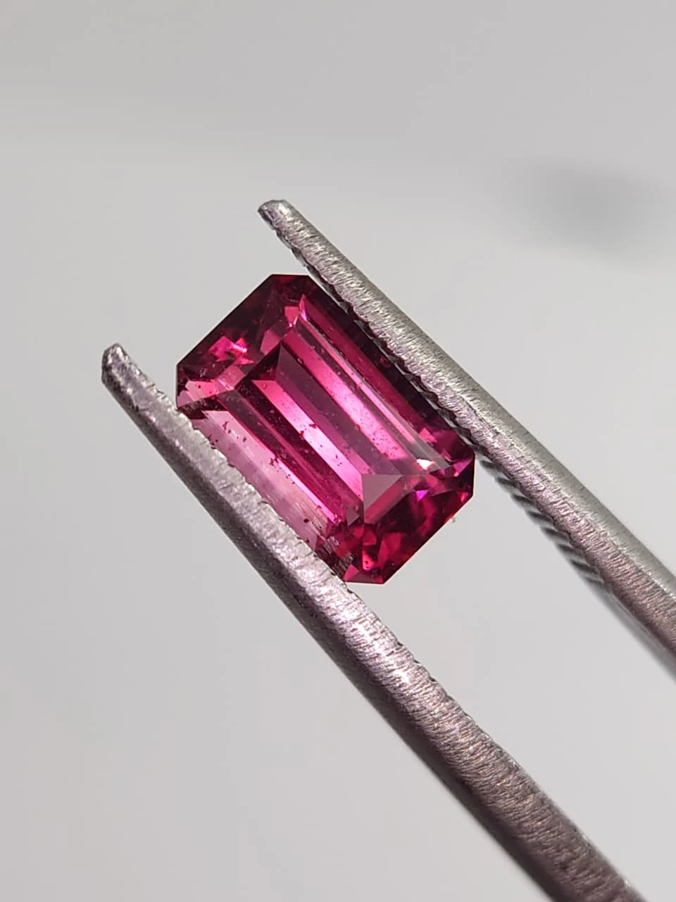 1ct Natural Umbalite Garnet from Tanzania — view 3